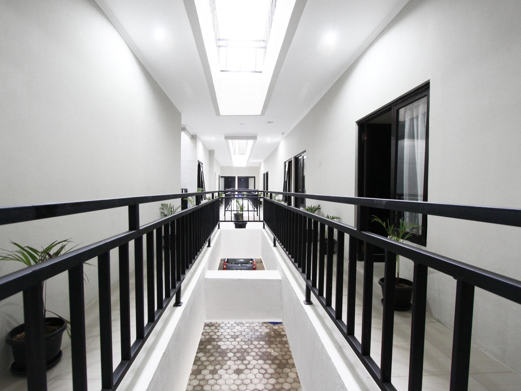 D'Paragon Kijang Utara Alastuwo ภายนอก รูปภาพ
